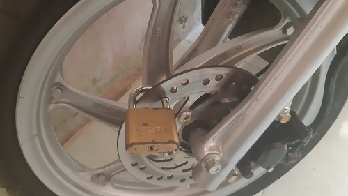 bảo quản khóa đĩa xe máy